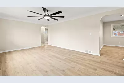 100 Crowthers Drive, Hamilton, OH 45013 - Photo 5