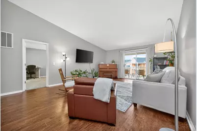 3211 Heritage Square Dr #12, Colerain Township, OH 45251 - Photo 7