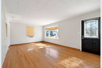 6542 Rainbow Lane, Cincinnati, OH 45230 - Photo 7