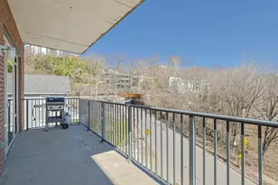 2260 Riverside Dr, Cincinnati, OH 45202 - Photo 23