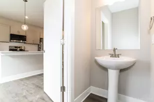 2611 May St, Cincinnati, OH 45206 - Photo 17