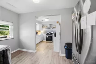 5301 Leon Ct, Green Township, OH 45238 - Photo 7