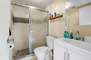 5301 Leon Ct, Green Township, OH 45238 - Photo 11