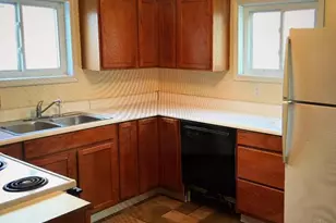 882 E Main St, Logan, OH 43138 - Photo 3