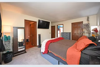 941 Lazenby Road, Washington Township, OH 45148 - Photo 27