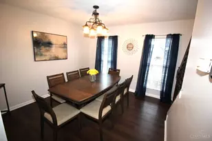 1117 Forest Run Dr, Union Township, OH 45103 - Photo 7