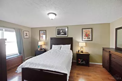 6067 Weber Oaks Drive, Miami Township, OH 45140 - Photo 15