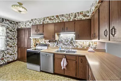 571 Libbejo Drive, Delhi Township, OH 45233 - Photo 11