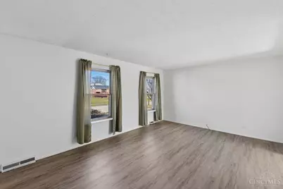 1128 Oldwick Drive, Reading, OH 45215 - Photo 5