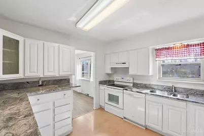 1128 Oldwick Drive, Reading, OH 45215 - Photo 11