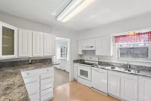 1128 Oldwick Dr, Reading, OH 45215 - Photo 11