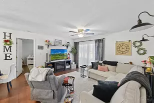 5986 Meadow Creek Dr, Milford, OH 45150 - Photo 3