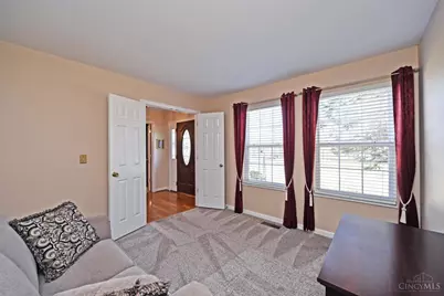 1090 Ridgepointe Drive, Union Township, OH 45103 - Photo 9