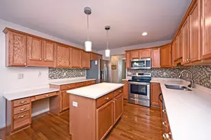 1090 Ridgepointe Dr, Union Township, OH 45103 - Photo 15