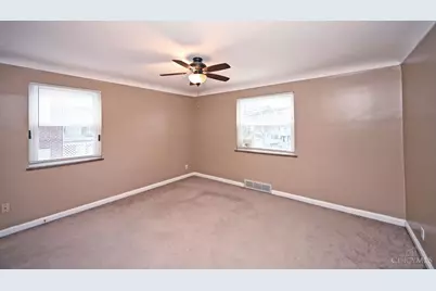 7552 Montgomery Road #1, Sycamore Township, OH 45236 - Photo 13