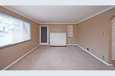 7552 Montgomery Road #1, Sycamore Township, OH 45236 - Photo 5
