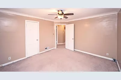 7552 Montgomery Road #1, Sycamore Township, OH 45236 - Photo 21