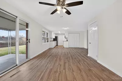 694 Park Avenue, Springdale, OH 45246 - Photo 15