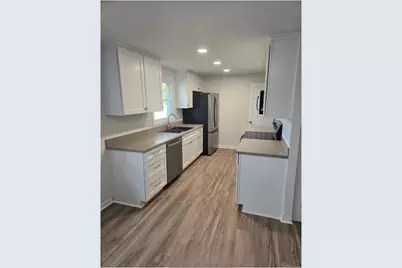 694 Park Avenue, Springdale, OH 45246 - Photo 7