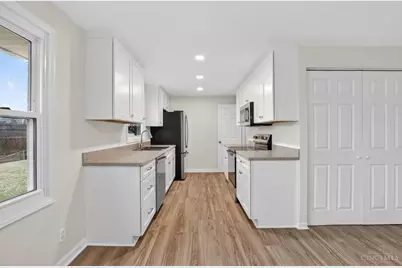 694 Park Avenue, Springdale, OH 45246 - Photo 19