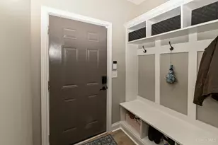 6328 Desmond St, Cincinnati, OH 45227 - Photo 13