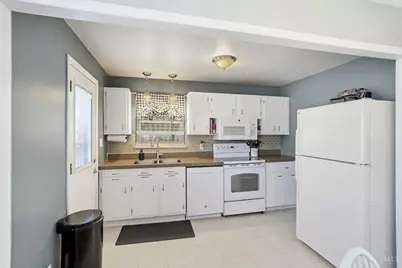 10514 Thornview Drive, Sharonville, OH 45241 - Photo 9