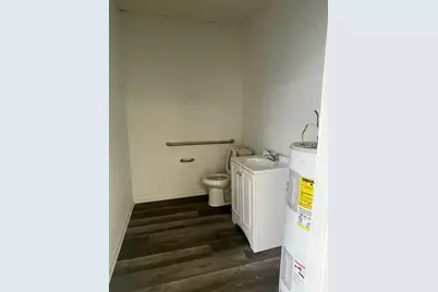 1205 W Galbraith Road, Cincinnati, OH 45231 - Photo 7