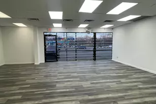 1205 W Galbraith Rd, Cincinnati, OH 45231 - Photo 3