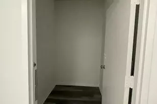 1205 W Galbraith Rd, Cincinnati, OH 45231 - Photo 9