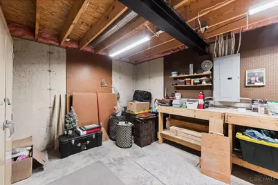 1065 Dunstan Court, Hamilton Township, OH 45152 - Photo 33