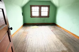 4005 Ivanhoe Ave, Cincinnati, OH 45212 - Photo 15