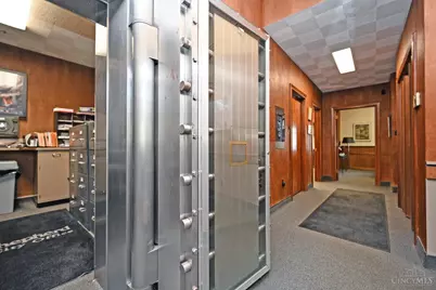 1440 Main Street, Cincinnati, OH 45202 - Photo 11