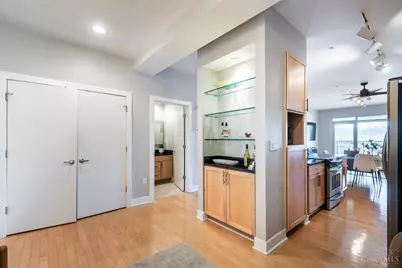 2260 Riverside Drive #405, Cincinnati, OH 45202 - Photo 5