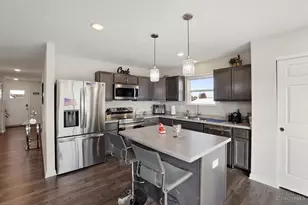 1206 Timber Gln Dr, Wilmington, OH 45177 - Photo 7