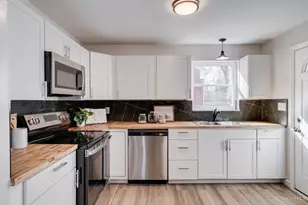 1453 Verdale Dr, Anderson Township, OH 45230 - Photo 11