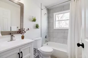 1453 Verdale Dr, Anderson Township, OH 45230 - Photo 15