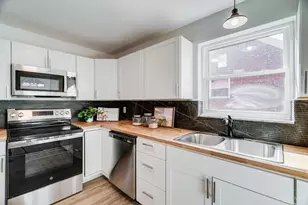 1453 Verdale Dr, Anderson Township, OH 45230 - Photo 13