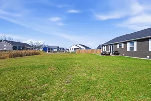 102 Tom's Turnaround, Mount Orab, OH 45154 - Photo 5