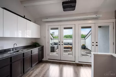 120 W Fourteenth Street, Cincinnati, OH 45202 - Photo 39