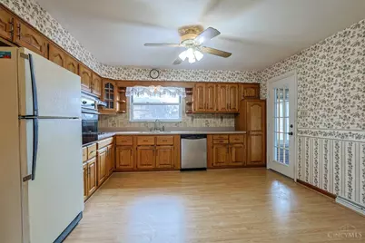 4021 Hanley Road, Cincinnati, OH 45247 - Photo 13