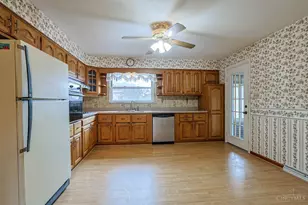 4021 Hanley Rd, Cincinnati, OH 45247 - Photo 13