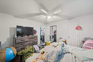 2465 E Galbraith Rd, Cincinnati, OH 45237 - Photo 13