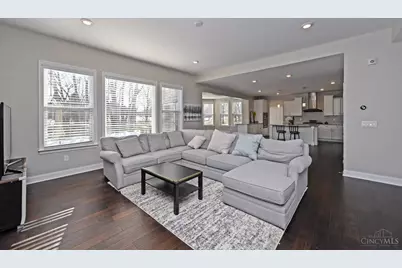 4293 Highland Green Drive, Mason, OH 45040 - Photo 17