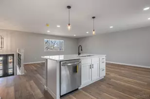 6230 Overture Dr, Miami Township, OH 45449 - Photo 7