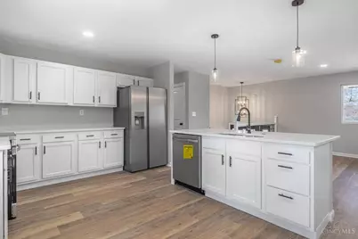 6230 Overture Drive, Miami Township, OH 45449 - Photo 5