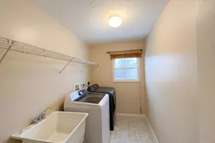 5705 Pepperridge Ct, Hamilton Township, OH 45039 - Photo 25