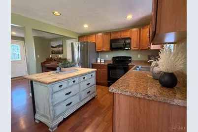 6053 Catherine Drive, Miami Township, OH 45150 - Photo 11