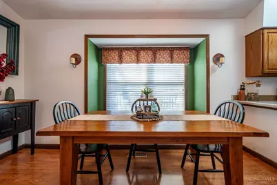 612 Applehill Drive, West Carrollton, OH 45449 - Photo 5