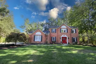 1513 Charleston Ln, Miami Township, OH 45140 - Photo 3