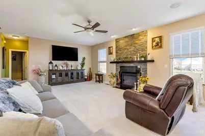 8060 Vegas Circle, West Chester, OH 45069 - Photo 3